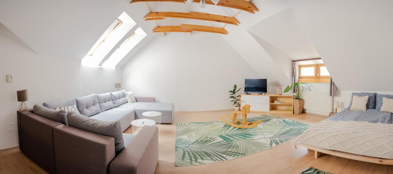 Sziklai Apartman Veszprém Dış mekan fotoğraf